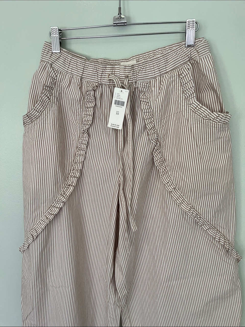 Pilcro Ruffle Easy Wide-Leg Pull-On Pants - Picture 6 of 9